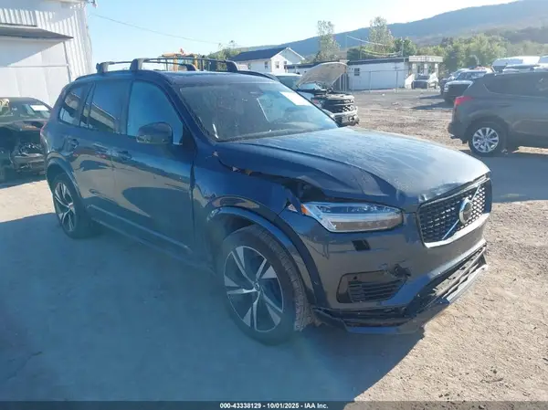 YV4H60CW0P1942858 2023 VOLVO XC90 - Image 1