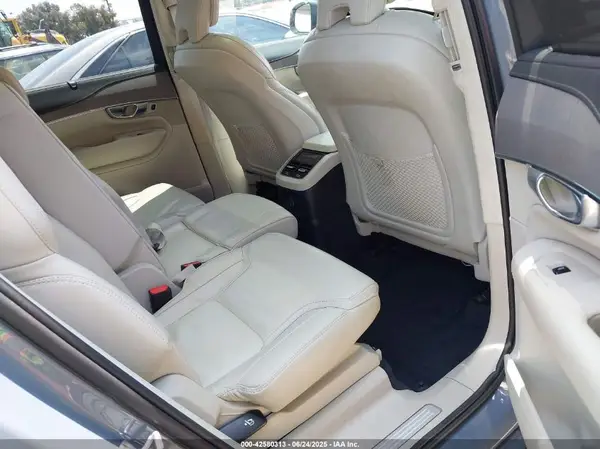 YV4H60CX3P1937565 2023 VOLVO XC90 - Image 8