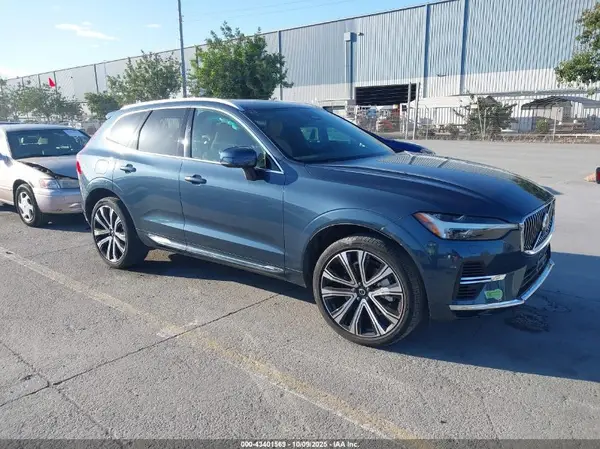 YV4H60DA9P1240072 2023 VOLVO XC60 - Image 1