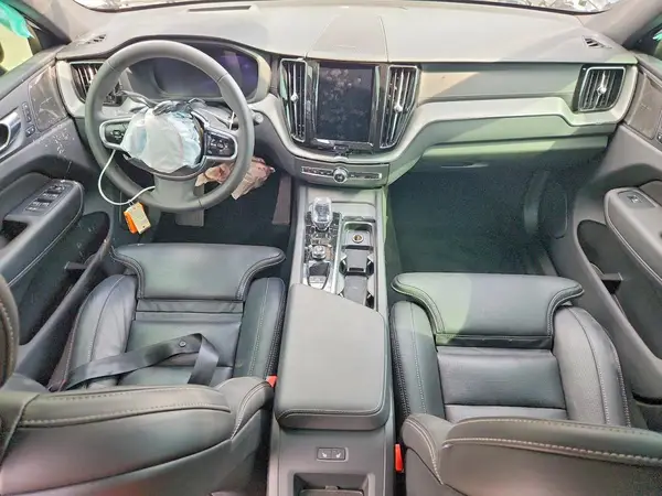 YV4H60DJ5R1902099 2024 VOLVO XC60 - Image 8