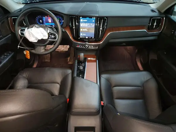 YV4H60DL3R1821541 2024 VOLVO XC60 - Image 8