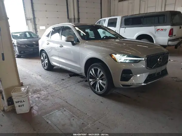 YV4H60DL4N1050159 2022 VOLVO XC60 - Image 1