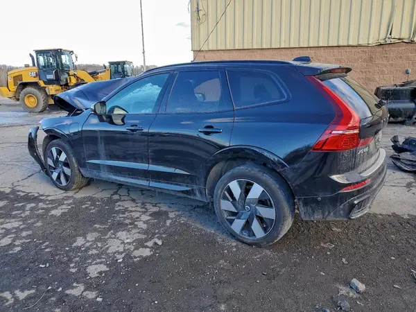 YV4H60DL6R1915557 2024 VOLVO XC60 - Image 2