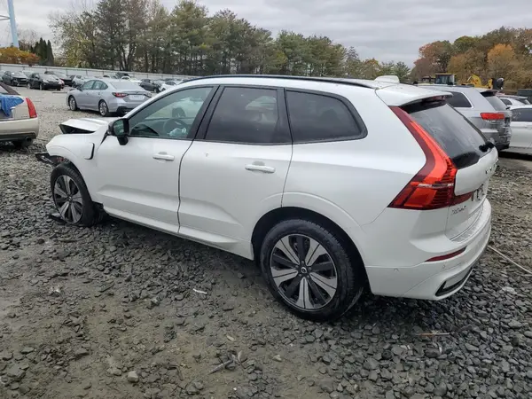 YV4H60DL7R1783621 2024 VOLVO XC60 - Image 2