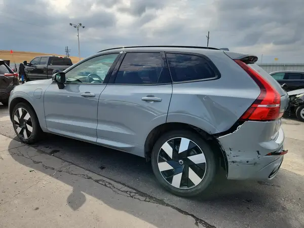 YV4H60DL9R1860490 2024 VOLVO XC60 - Image 2