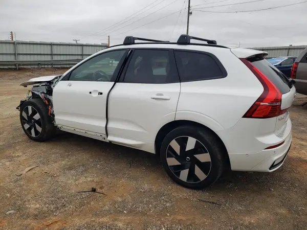 YV4H60DLXR1917781 2024 VOLVO XC60 - Image 2