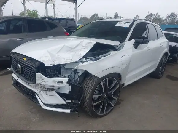 YV4H60DM9R1805451 2024 VOLVO XC60 - Image 2