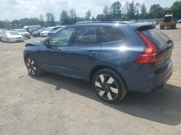 YV4H60DM9R1865424 2024 VOLVO XC60 - Image 2