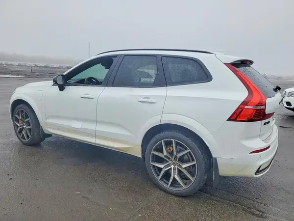 YV4H60DP6N1013536 2022 VOLVO XC60 - Image 2