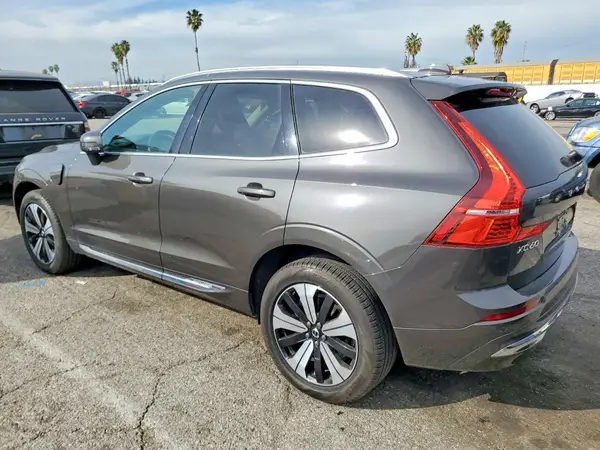 YV4H60DV3P1213453 2023 VOLVO XC60 - Image 2