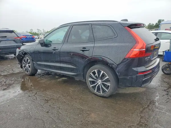 YV4H60DW9P1217810 2023 VOLVO XC60 - Image 2