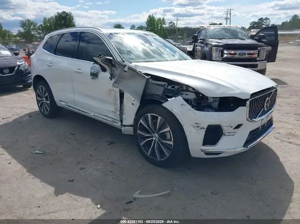 YV4H60DZ8N1033952 2022 VOLVO XC60 - Image 1