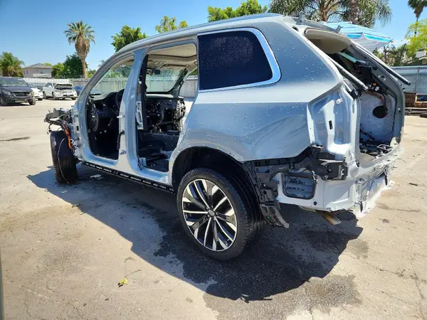 YV4H60JB0S1387144 2025 VOLVO XC90 - Image 2