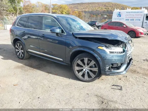 YV4H60JE9S1320164 2025 VOLVO XC90 - Image 1
