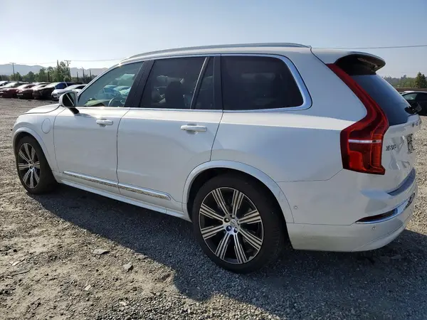 YV4H60JF0S1294806 2025 VOLVO XC90 - Image 2