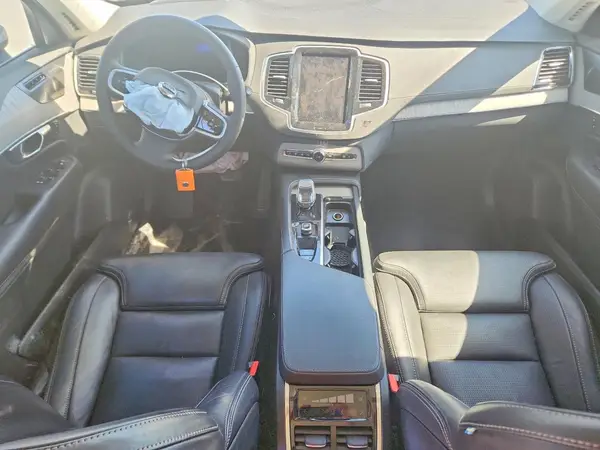 YV4H60JF1S1330986 2025 VOLVO XC90 - Image 8