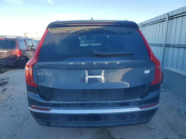 2024 VOLVO XC90 auction photo 6