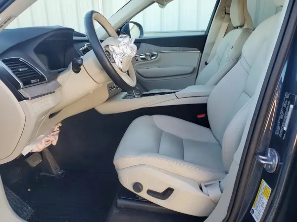2024 VOLVO XC90 auction photo 7