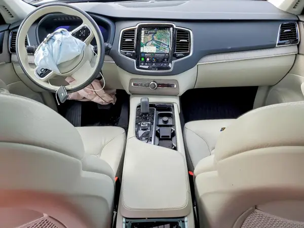 YV4H60LE9R1188692 2024 VOLVO XC90 - Image 8