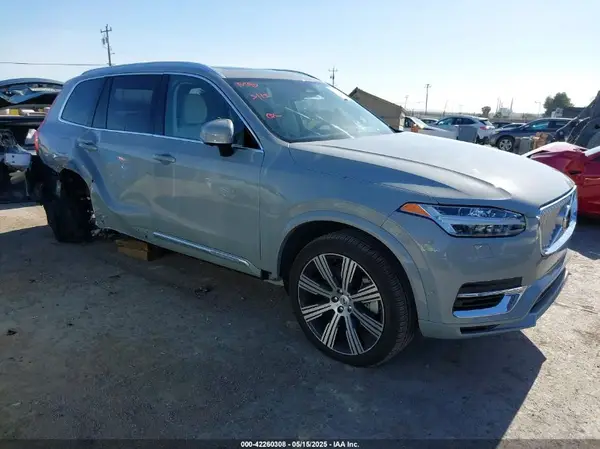 YV4H60LF1R1235240 2024 VOLVO XC90 - Image 1