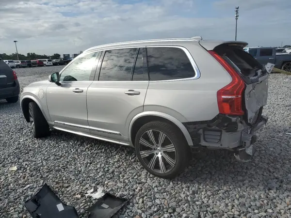 YV4H60LF6R1240112 2024 VOLVO XC90 - Image 2