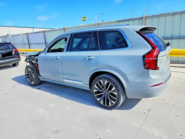YV4H60PA0S1379947 2025 VOLVO XC90 - Image 2