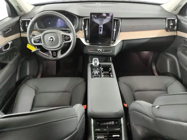 YV4H60PB9S1377669 2025 VOLVO XC90 - Image 8