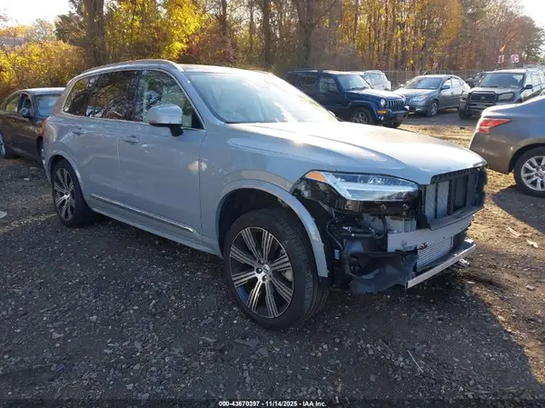 YV4H60PE1S1325284 2025 VOLVO XC90 - Image 1