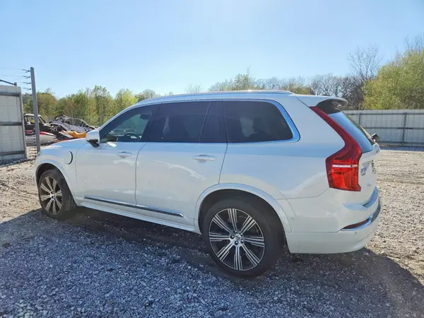 YV4H60PE4S1316384 2025 VOLVO XC90 - Image 2