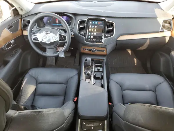 YV4H60PE6S1302633 2025 VOLVO XC90 - Image 8