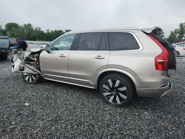 YV4H60PE7S1293859 2025 VOLVO XC90 - Image 2