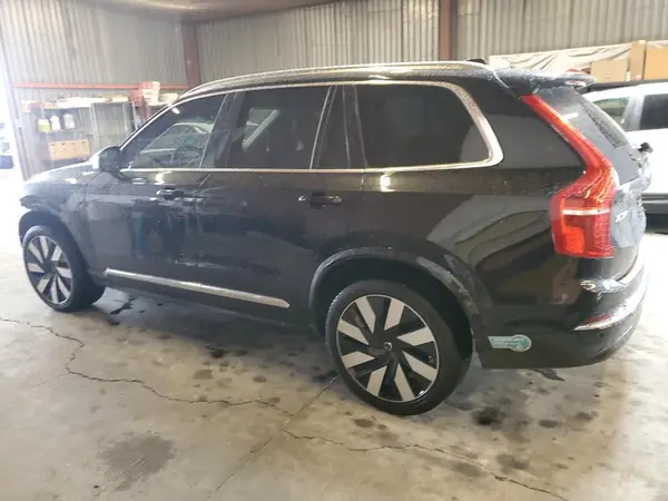 YV4H60PE7S1307744 2025 VOLVO XC90 - Image 2