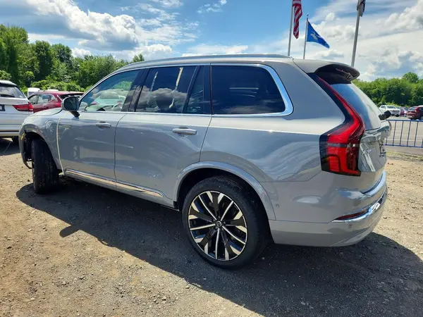 YV4H60PE7T1495716 2026 VOLVO XC90 - Image 2