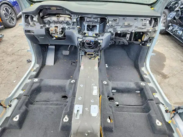 YV4H60PE7T1501899 2026 VOLVO XC90 - Image 8