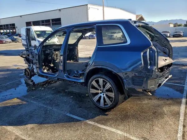 YV4H60PE9S1332385 2025 VOLVO XC90 - Image 2