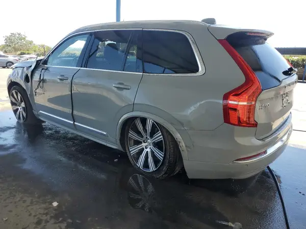 YV4H60PF2S1290201 2025 VOLVO XC90 - Image 2