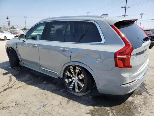 YV4H60PF9S1302568 2025 VOLVO XC90 - Image 2