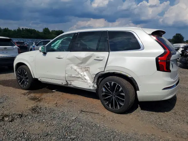 YV4H60PFXT1478739 2026 VOLVO XC90 - Image 2