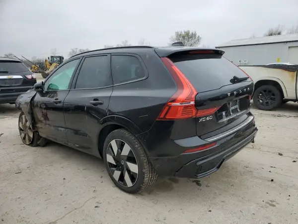 YV4H60RC0S1026249 2025 VOLVO XC60 - Image 2