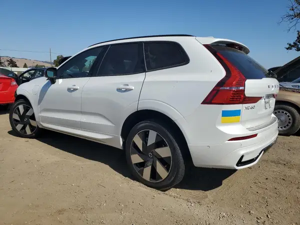 YV4H60RC1S1073404 2025 VOLVO XC60 - Image 2
