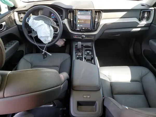 YV4H60RC2S1037897 2025 VOLVO XC60 - Image 8