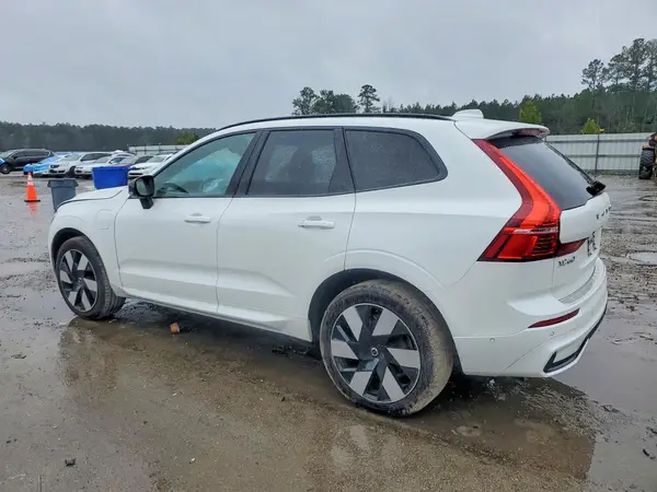 YV4H60RC5S1007891 2025 VOLVO XC60 - Image 2