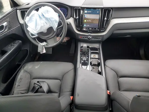 YV4H60RC5S1007891 2025 VOLVO XC60 - Image 8