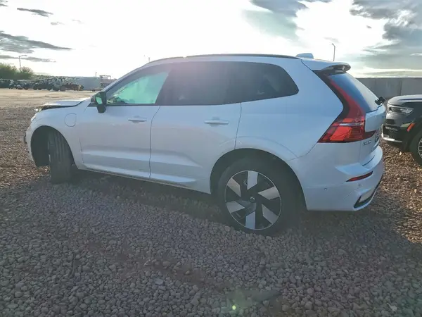 YV4H60RC6S1102301 2025 VOLVO XC60 - Image 2