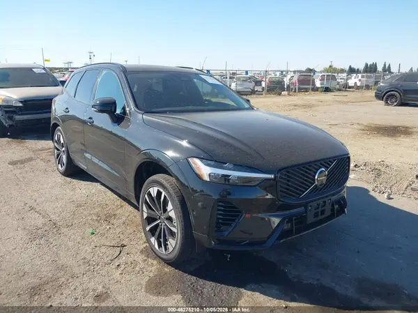 YV4H60RC6T1287306 2026 VOLVO XC60 - Image 1