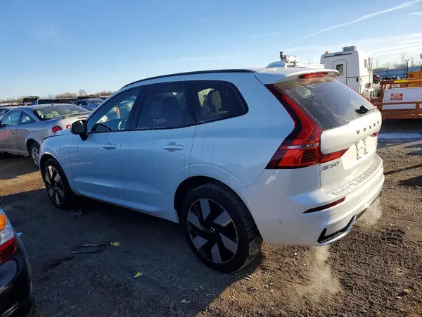 YV4H60RC8S1070600 2025 VOLVO XC60 - Image 2