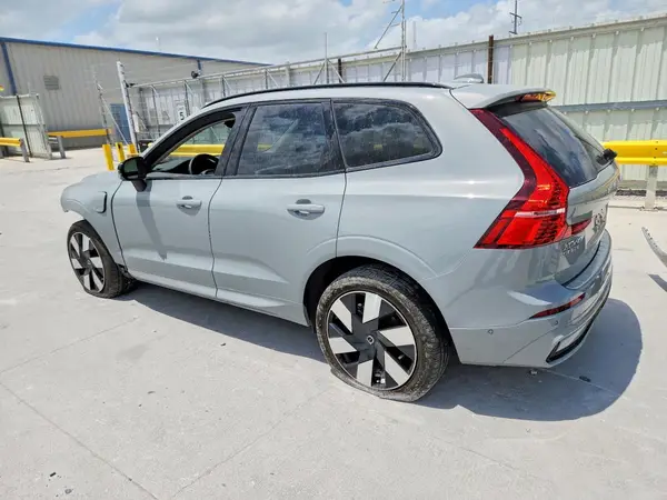 YV4H60RC8S1189201 2025 VOLVO XC60 - Image 2
