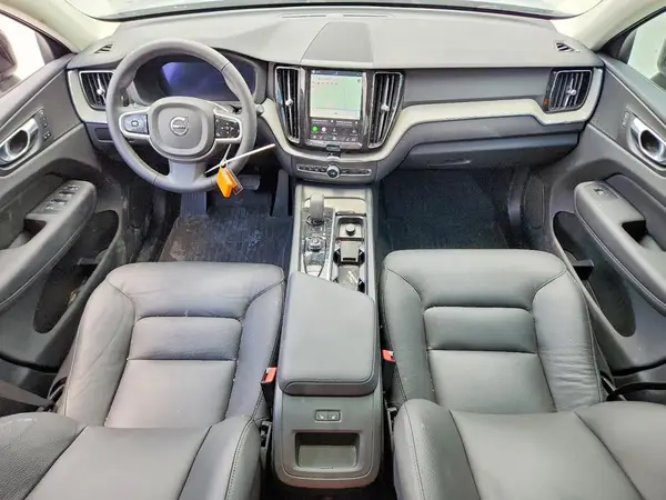 YV4H60RC8S1189201 2025 VOLVO XC60 - Image 8