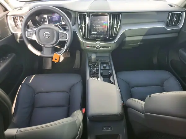 YV4H60RJXS1148096 2025 VOLVO XC60 - Image 8