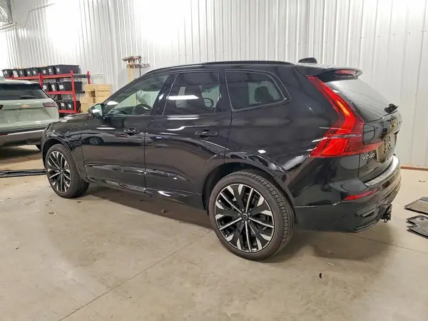 YV4H60RM1T1414987 2026 VOLVO XC60 - Image 2